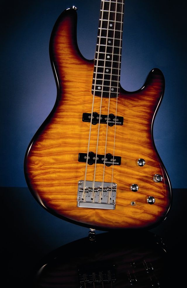 blank This is Fender’s first venture into the 24-fret realm